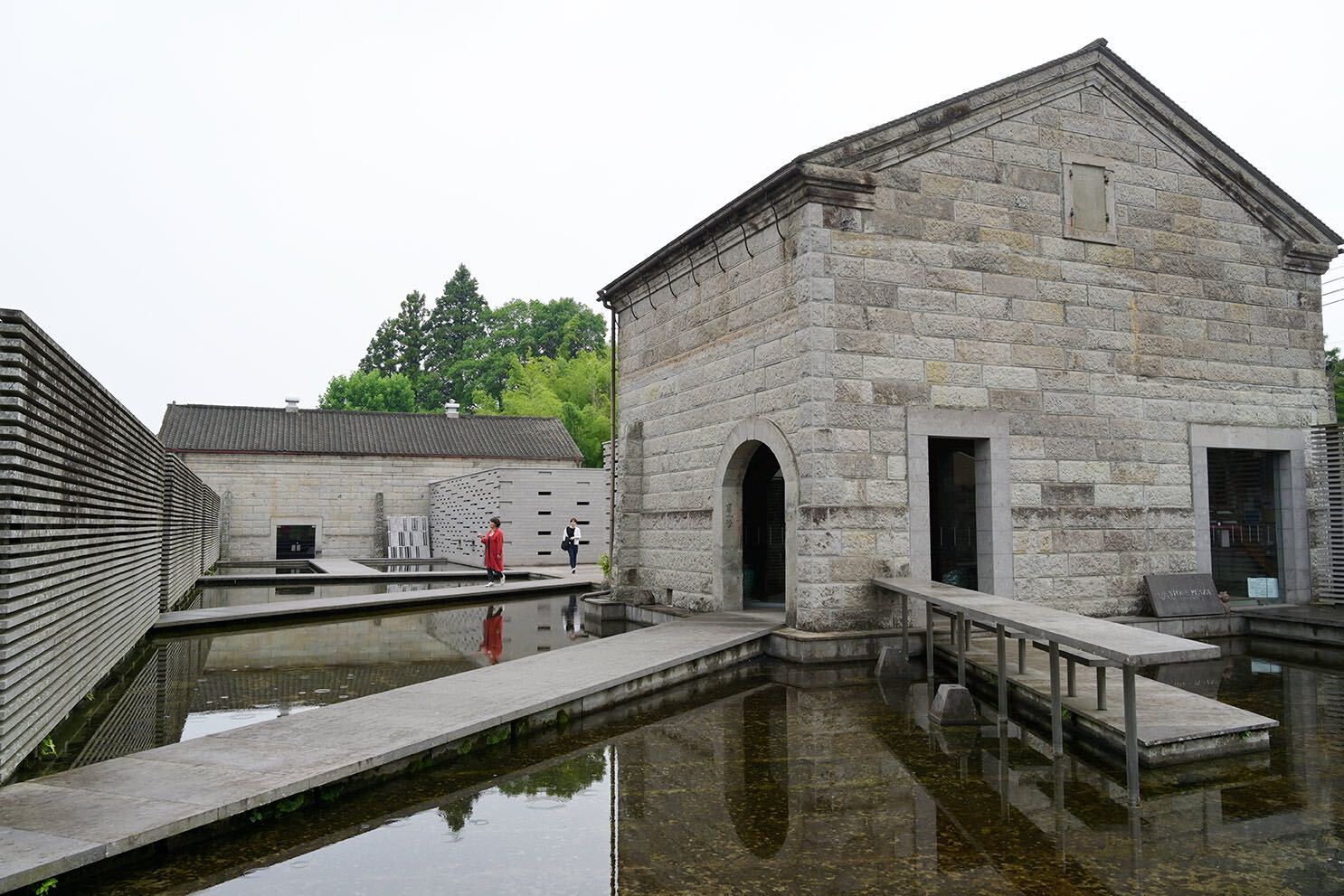 月の巡りと共に-「那須贅沢時間」13巡り目 「石の美術館 STONE PLAZA 白井栄子さん」